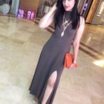 Thivya Naidu Instagram - 😉 #ootd #vedigundupasangge🔥🔥 #premiereshow #incinemasnow