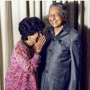 Thivya Naidu Instagram - Today you brought us all together again and ignite the the spirit of patriotism!!🇲🇾🇲🇾Welcome back Tun!❤️❤️ #wawasan2020 #herewego #rebornday #ge14🇲🇾