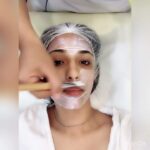 Thivya Naidu Instagram - Thank you doctor @ceciveron83 for the excellent care and concern on my skin ..ur amazing as always! Due to shoot and heavy makeups monthly treatments and facial is a must! Yes pamper ur skin more 😍 This time 😍 IVdrips+ prp facial + Casmara mask Iv drips 👉🏻boost ur energy level n glow Prp 👉🏻stimulates collagen production as well as decreases fine lines,acne scars and pores using ur own plasma! Casmara peel off mask 👉🏻favourite !help to rejuvenate and hydrate ur skin! Love how my skin feels now!thank you ! And don’t forget you have to also take care of ur skin too! Healthy food !drink plenty of water! Hydrate ur skin well ! @theklskyclinic #theskyclinic #saygoodbyetotiredskin #pamperurskinmore