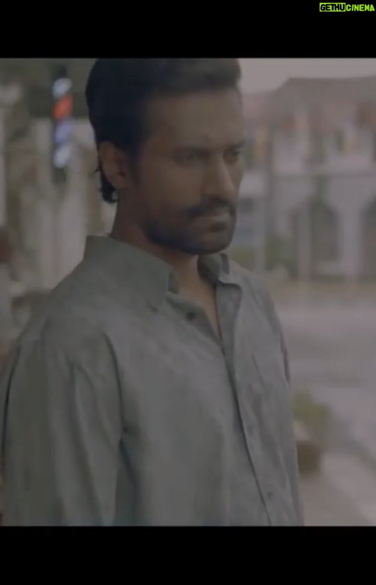 Thivya Naidu Instagram - Too good!!! Congratulations team! Many mysterious and horryifying murders took place during a rainy season and the cops tries to track the murderer to stop him from committing more crimes. Soon they discover that the killer only preys on a rainy late night. Will the cops nab the killer and discover the motive behind the gruesome murders? Stay tuned to #KuruthiMazhai, a brand new series premiering on 1st December. Watch the series every Monday to Friday at 9PM only on Vinmeen HD CH231. Executive producer :@veeduproduction Producers : @indiran_shanmugam @bhogalakshmi (jhaart) Line producer : @paramsivanyanam Director : @indiran_shanmugam Co director : @leonixion Screenplay : @indiran_shanmugam @leonixion @krityishaa DOP : @sara @daven_director_photography Production designer : @bhogalakshmi Audio post house : @soundniverse Sound designer : @jeson_gnanapnegasam @shivvster ADR engineer : @kartikclone @shivvster Music : @trashthabunny @highthash Lyricist : @the_chakkravarthy Visual post house : @pixel_wph Editor : @harin_mackie @vvishran Colourist : @Ramsescw Make up : @makeupbyluvania @santhiaaaaa Stunt : @puvaindraah Starring : @c.kumaresan @im_dhilipkumar @logavarman @aahmuu_thirunyanam @vickycazador @puvaindraah @prab_ran @chakkravarthy @lohes10 @jayshree388 @hirosha_muthu @pratha_shan @j.vishantiny @astroulagam