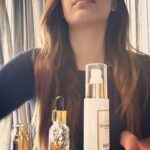 Thivya Naidu Instagram - Do you want flawless skin? Well if u do , treat ur skin with @vennilaaesha products! Check out their page for more info Set :- Milky cleanser 24k gold scrub & mask 24k gold glowing serum 24k gold pearl moisturiser @vennilaaesha #socialmediamarketing #skincareproducts #review
