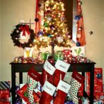 Thomas Beatie Instagram - Noël à l'hôtel. L'amour et bonheur à tous. ❤️🎁🎅😘 Xmas at the hotel. Love and happiness to all! Phoenix, Arizona