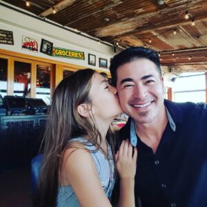 Thomas Beatie Instagram - Daddy's Girl! ❤