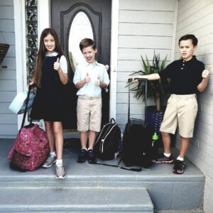 Thomas Beatie Instagram - Premier jour d'école! 😂💩💪💣 1st day of school 2019!