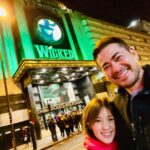 Thomas Beatie Instagram – Big night out. Susan’s first musical. She will be starting in her own school’s play of Wizard of Oz this semester. #learningfromthebest 🎭 Grande soirée. La première musicale de Susan. Elle commencera ce mois-ci la pièce de Magicien d’Oz dans sa propre école. Wicked The Hit Musical