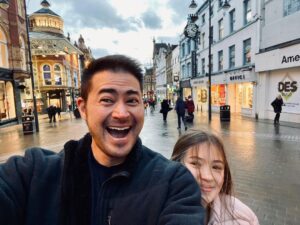 Thomas Beatie Instagram - Goodbye, Leeds! Susan and I will cherish these memories and new friends! 😘 Au revoir, Leeds! Susan et moi chérirons ces souvenirs et de nouveaux amis!