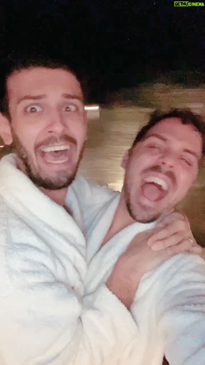 Tiago Careto Instagram - Ele pensava que íamos tirar uma foto 🤣 @bernardorgoncalves @quintadopedregal Quinta do Pedregal Hotel & SPA