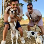 Tiago Careto Instagram - Adoramos fotos de família 👬🏽🐶🐶🐶 Cascais