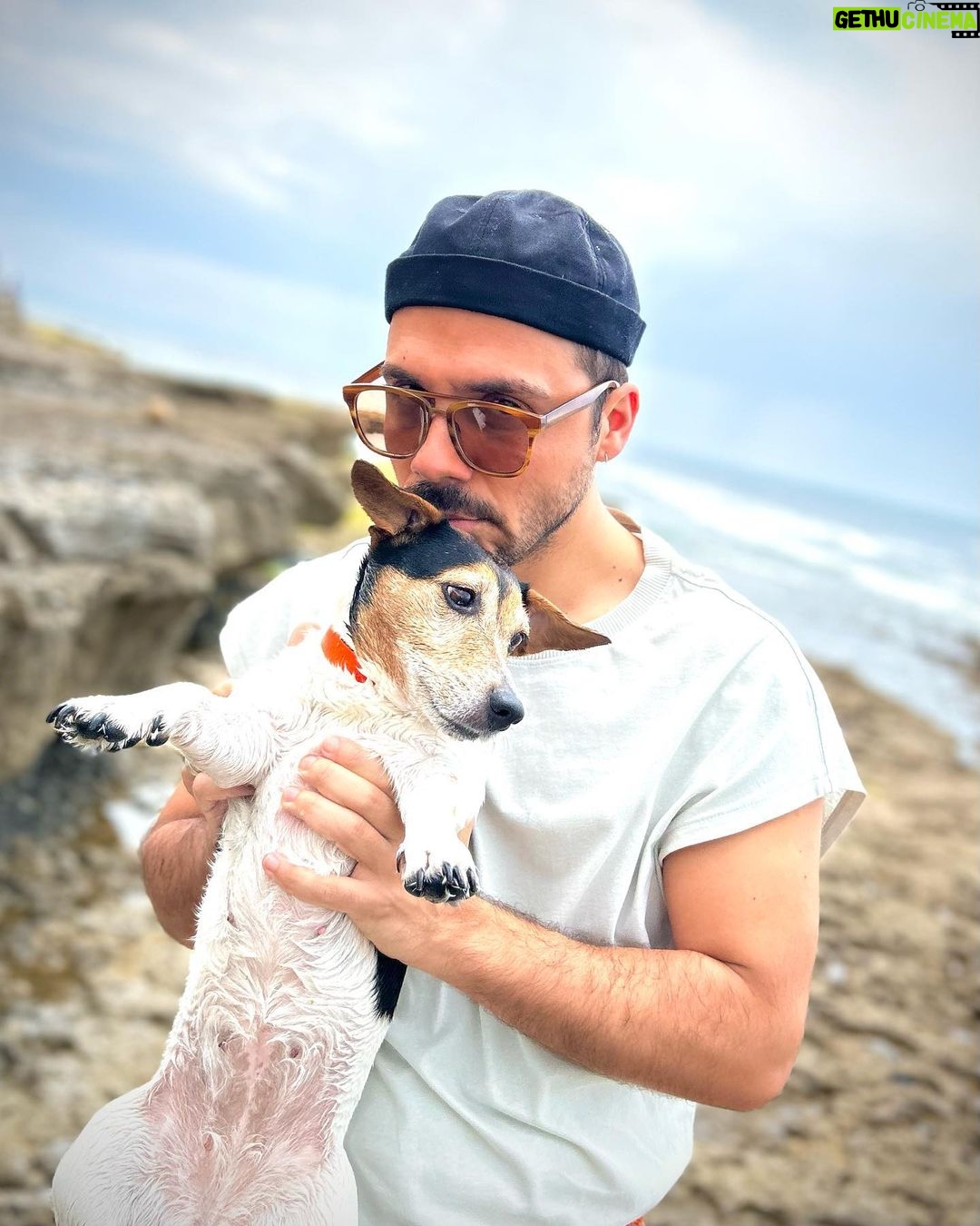 Tiago Careto Instagram - Ontem apanhei uma lagosta em Cascais 😅 Parede, Lisboa, Portugal