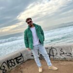Tiago Careto Instagram - Praia sempre, mesmo de inverno. Concordam? Nos dias de pausa e descanso não há nada melhor que aproveitar junto dos nossos o melhor que a natureza tem para nos oferecer 🌊 Cascais