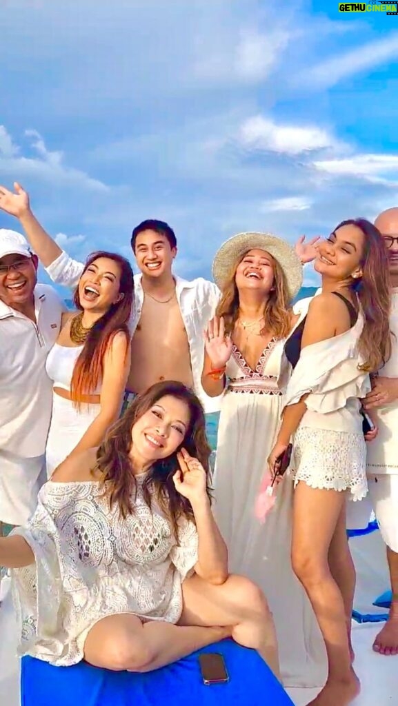 Tiara Jacquelina Instagram - Life is and will be wonderful when you carry kindness in your heart and see things clearly without any unnecessary toxicity. Your goodness will make even small things joyful and your clear perspective will show you the true beauty in the world. Had the most amazing time with this wonderful tribe of Wonder people on @avanteyachtcharters. Excellent hospitality by the whole crews. Just lovely!