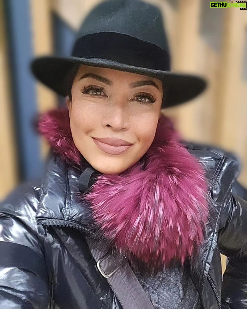 Tiara Jacquelina Instagram - Not really an #ootd. Right after I posted this, I boarded my flight back to kl and... left my beloved hat on the plane😭😭😭 Anyway, I think I'm getting the hang of not really working every day, and just spending the day doing nothing specific. Traveling by bus and tube, checking out the best cafes.... I think I could get used to semi retirement mode! #TiaraJTravels #TiaraJinLondon London, United Kingdom