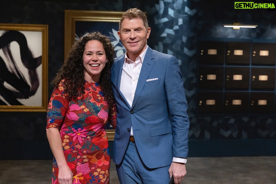 Tiffany Derry Instagram - Premiering Tuesday, September 19th at 9/8c pm- “Titans vs Mei Lin” Tournament of Champions winner @meilin21 brings her competitive edge to Bobby Flay’s Triple Threat kitchen. As Michael Voltaggio’s former protege, she’s ready to show that the student can outcook the master and the rest of team Titan. Then, judge @stephanieizard will decide if Mei Lin’s winning streak has come to an end. #BobbysTripleThreat @foodnetwork