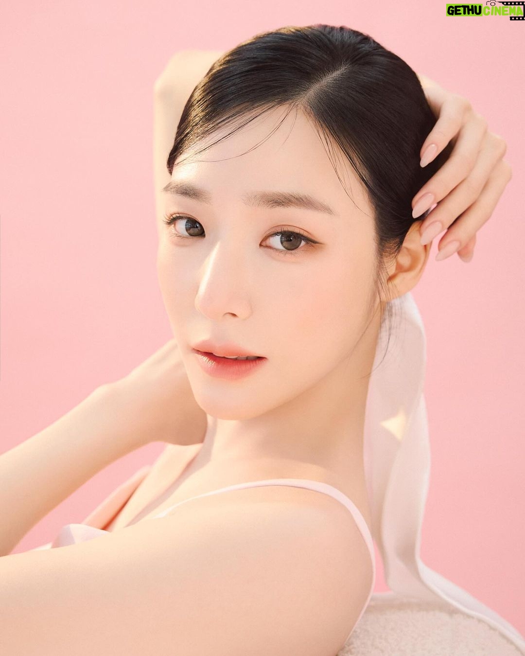 Tiffany Young Instagram - @beautyofjoseon_official 🪽