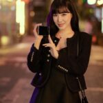 Tiffany Young Instagram - had an amazing time filming my #SamsungPartner campaign video. here are some behind the scenes @samsungmobileusa 🎥 🎞️