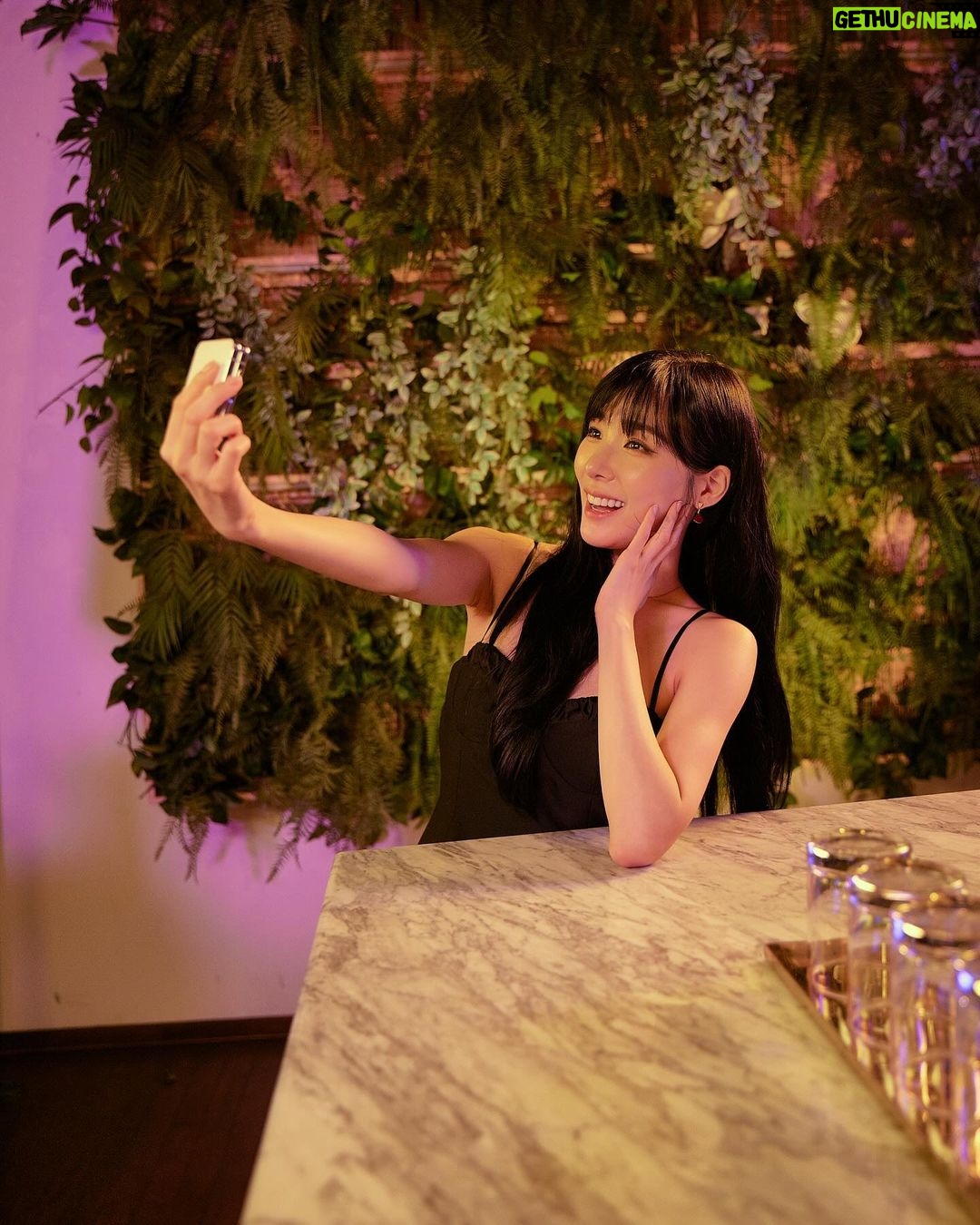 Tiffany Young Instagram - had an amazing time filming my #SamsungPartner campaign video. here are some behind the scenes @samsungmobileusa 🎥 🎞️