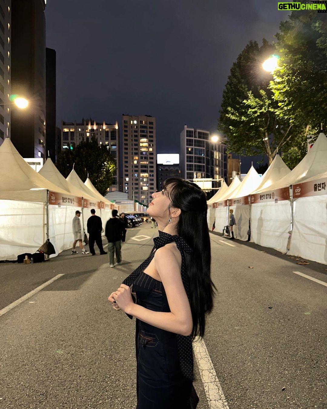 Tiffany Young Instagram - 감사합니다 곱하기 네번 영동대로