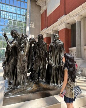 Tiffany Young Instagram - birthday lunch at the museum 🍪