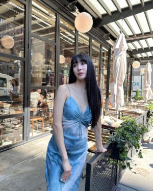 Tiffany Young Instagram - it was so great seeing everyone at the SAMSUNG GALAXY EXPERIENCE SPACE in NYC. had the most wonderful time together & i cant wait to see you all again !

@samsungmobileusa 
@thedivestudios