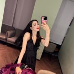 Tiffany Young Instagram - 다음에 또 만나 록티 🎺
