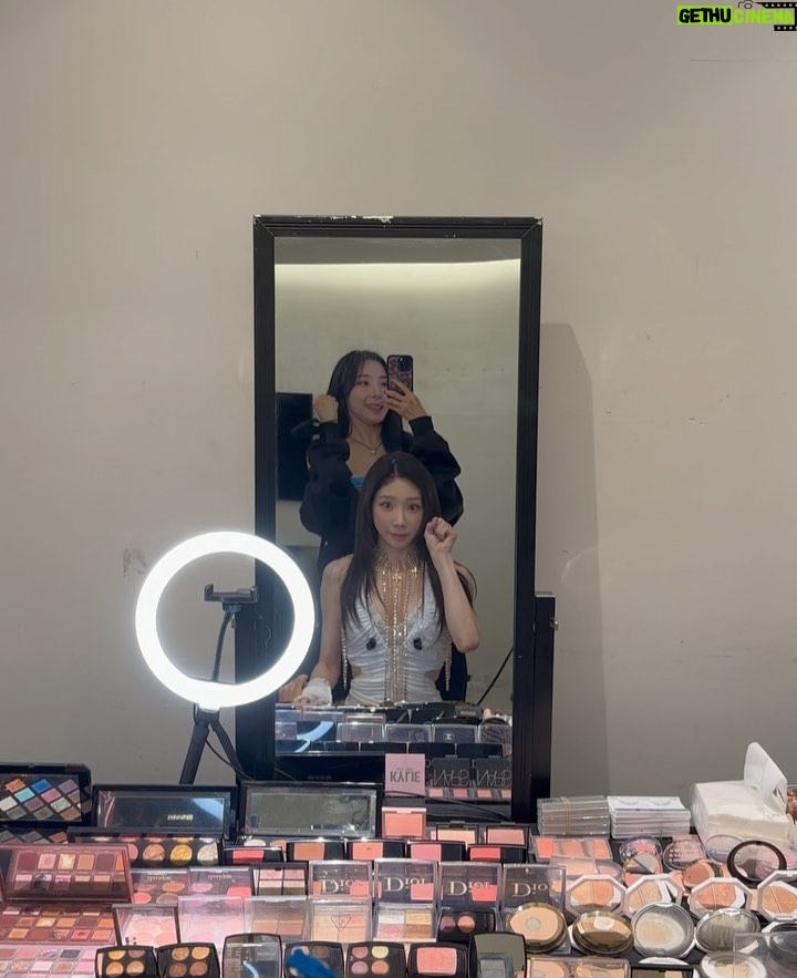 Tiffany Young - 890.1K Likes - 💗