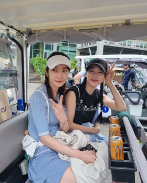 Tiffany Young Instagram - the green cup 💚