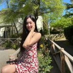 Tiffany Young Instagram - so fresh and so clean