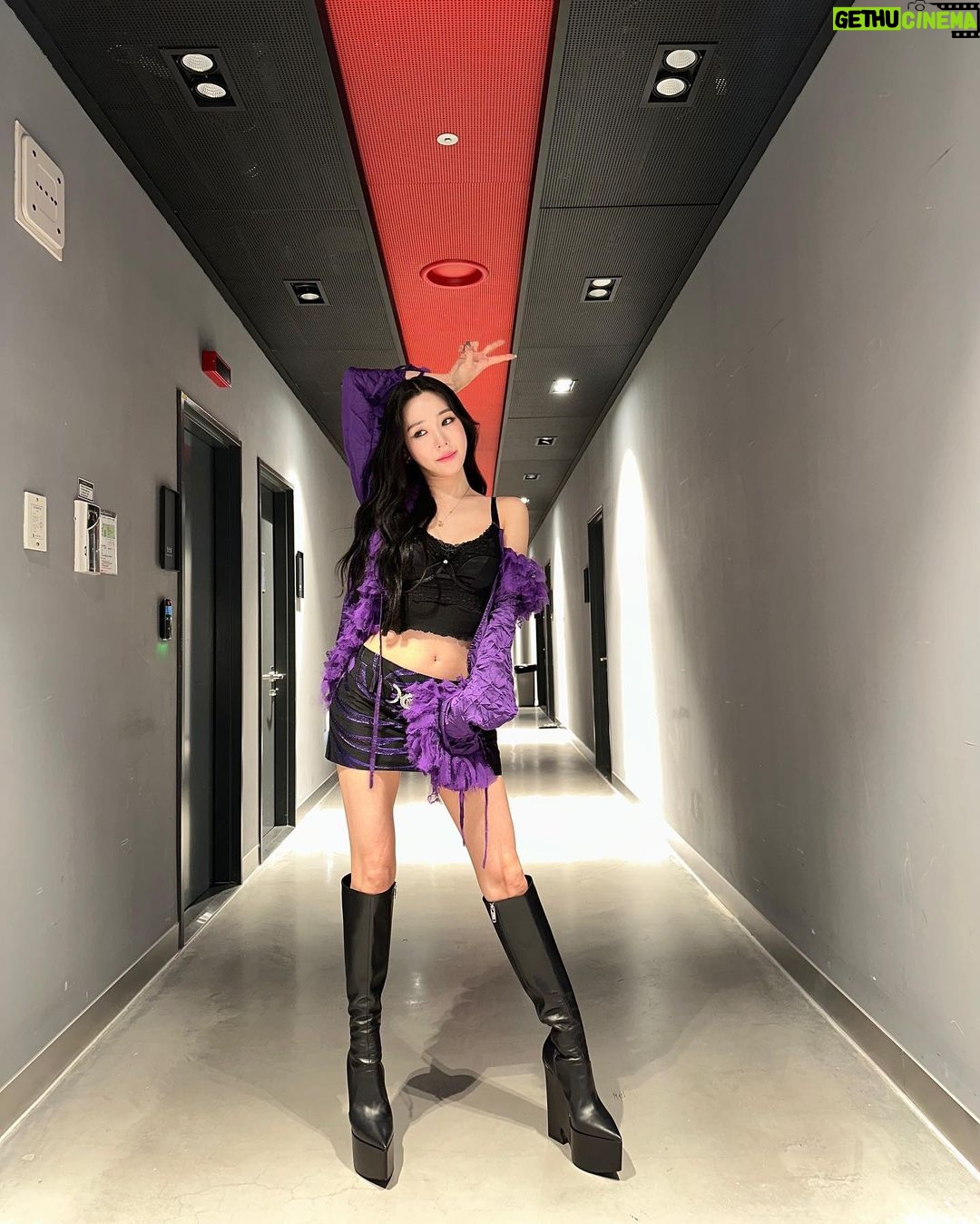 Tiffany Young Instagram - νμμΌ πΊπ»