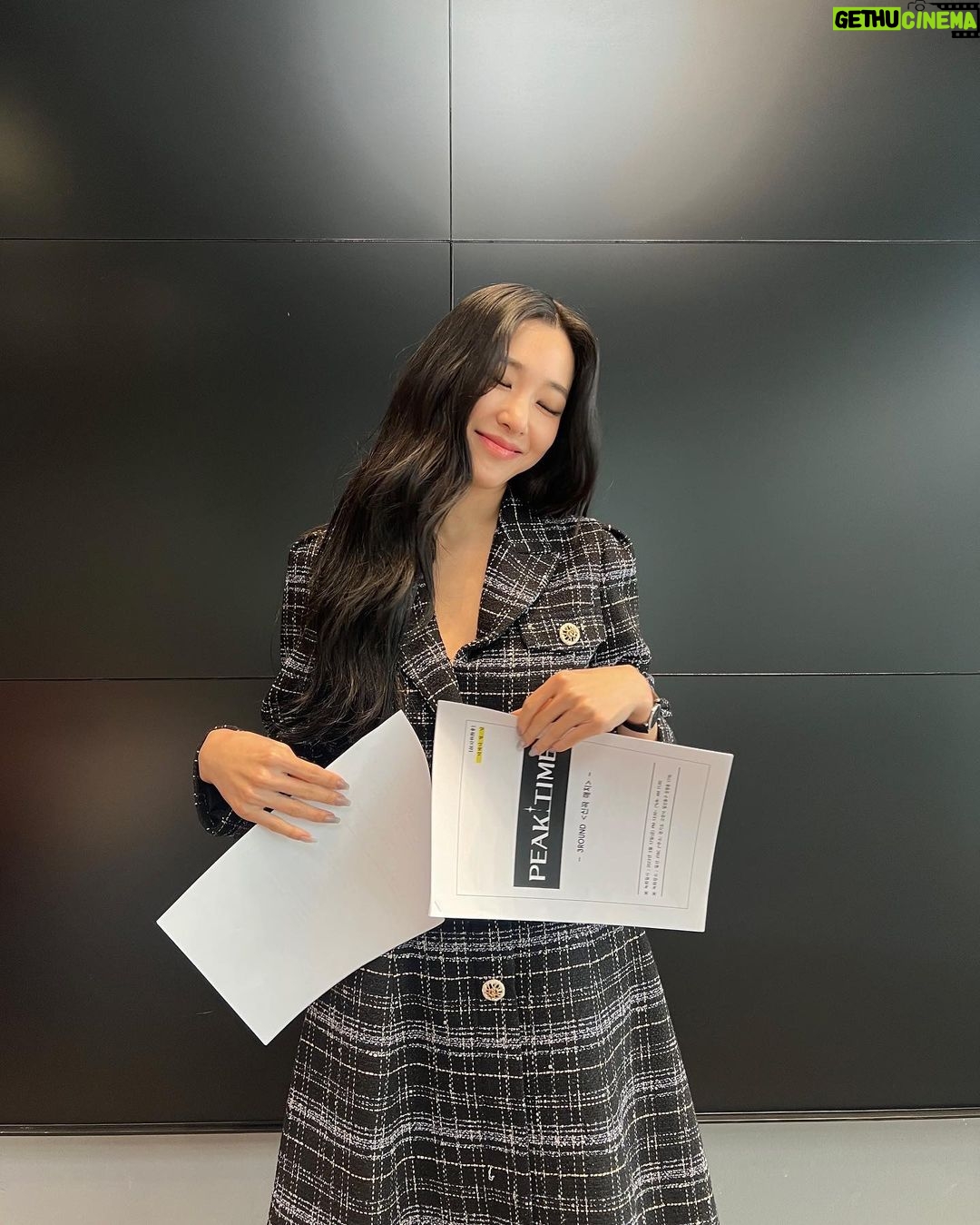 Tiffany Young Instagram - νμμΌ πΊπ»