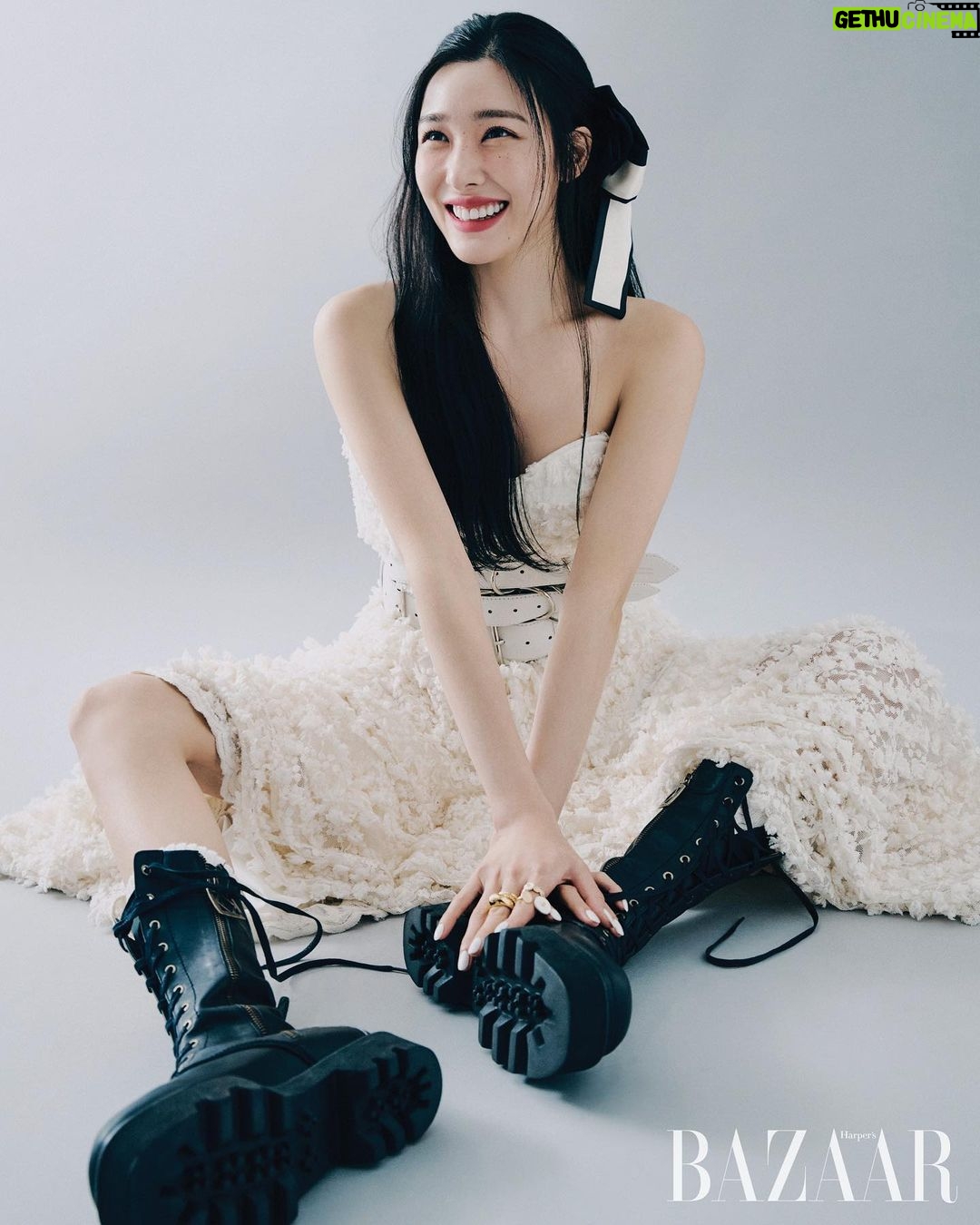Tiffany Young Instagram - @harpersbazaarkorea