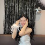 Tiffany Young Instagram - 다들 주목 👊 MBC