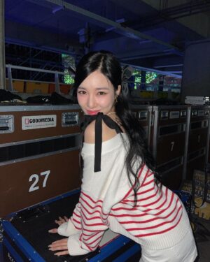 Tiffany Young Instagram - favorite place 💗