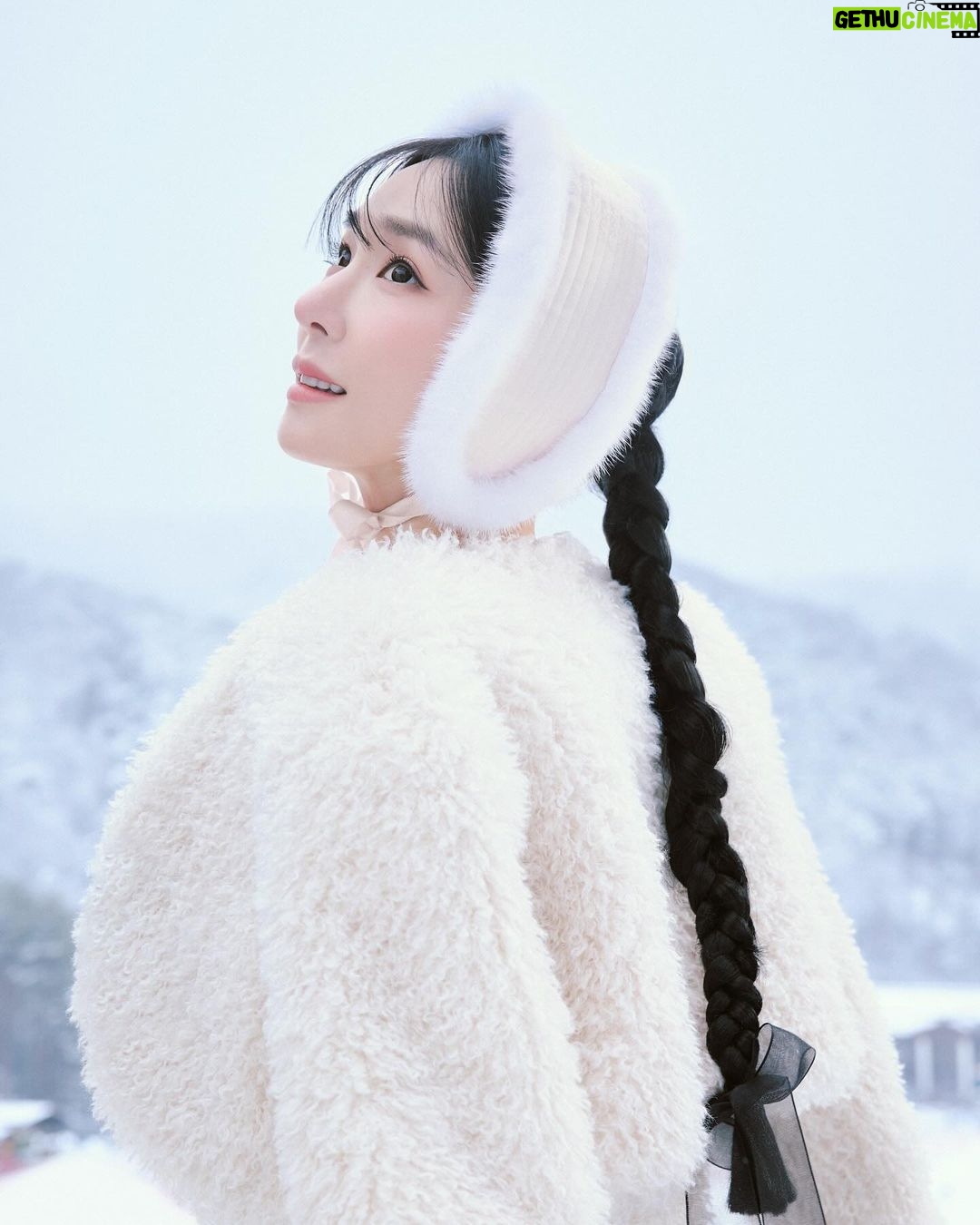Tiffany Young Instagram - @beautyofjoseon_official 🪽