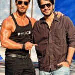 Tiger Shroff Instagram - If you guys havent seen my bro @mayyanktaandon in action in @itsrohitshetty sir’s #indianpoliceforce then go check him out..congrats on the amazing launch bro🔥❤️
