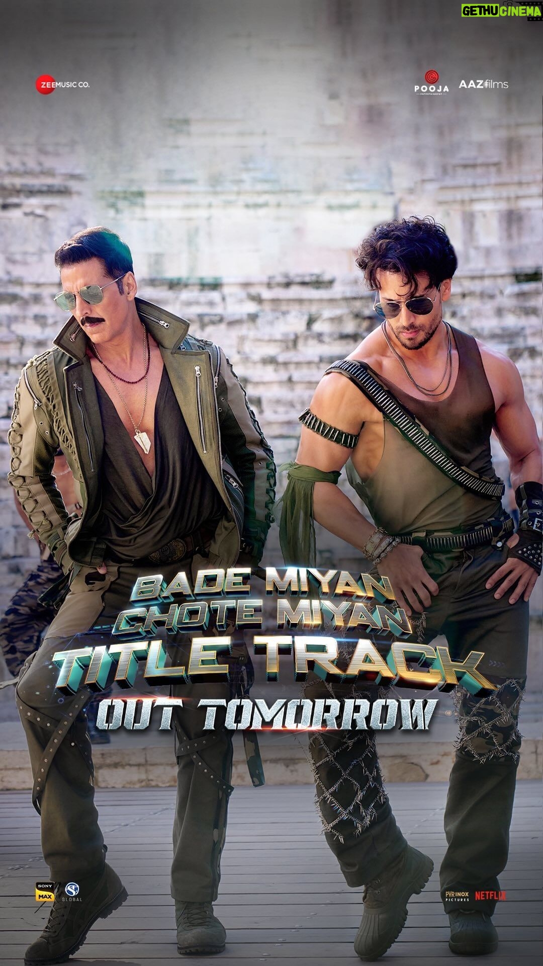 Tiger Shroff Instagram - Bade dhamake ke ek din pehle, ek chota sa teaser 🤝 #BadeMiyanChoteMiyan Title Track Teaser out now. #BadeMiyanChoteMiyanTitleTrack out tomorrow. #BadeMiyanChoteMiyanOnEid2024 @tigerjackieshroff @vashubhagnani @aliabbaszafar @therealprithvi @aslisona @manushi_chhillar @alayaf @jackkybhagnani @deepshikhadeshmukh @ihimanshumehra @vishalmishraofficial @kamil_irshad_official @anirudhofficial @boscomartis @caesar2373 @pooja_ent @aazfilms @pvrpictures @zeemusiccompany @slglobal001