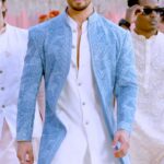 Tiger Shroff Instagram – Introducing an ultra-luxurious wedding and party wear collection from White Hanger designed for the new generation. Embrace the high fashion vibes with #NayeIndiaKiNaiSoch #WhiteHanger #WeddingWear#lehengas#sarees#gowns #sherwanis #kurtapajamas
#coatsuits #blazers
#Bandijackets

#ad
#paidpartnership