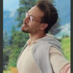 Tiger Shroff Instagram – Life doesn’t give everyone choices. With PayZapp- one app for all payment choices, pay anyone, anyhow, anywhere with absolute ease and security.
Pay your Way by downloading PayZapp by HDFC Bank today.
https://payzapp.onelink.me/92W8/Tigerpzinsta
#PayYourWay
#ad
