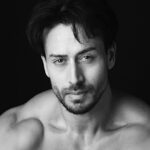 Tiger Shroff Instagram - 🖤🤍 @divzphoto
