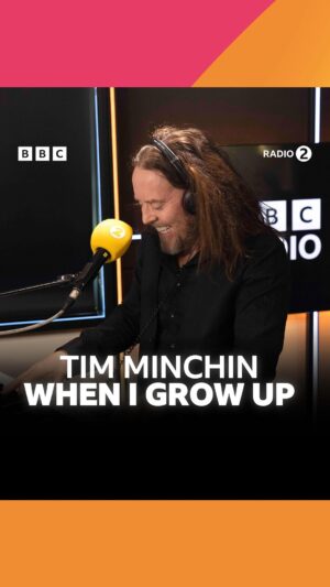 Tim Minchin Instagram - “When I grow up…” 🎶

A special performance from the brilliant @timminchin on Breakfast 🧡