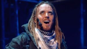 Tim Minchin Instagram - I’m sorry I’m only posting Judas bits… it’s what I have access to.  @thebenforster and @melaniecmusic and @chrismoylesofficial and every single person in this production was so kind and hard-working and good. And the band, led by Louise Hunt… just absolutely cracking. Sigh.