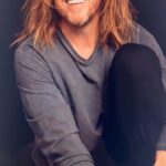Tim Minchin Instagram - It’s good to have a @damianbennettphoto in your life.