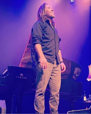 Tim Minchin Instagram - I had the incredible good fortune to start my “Unfunny” tour with 12 shows at the storied Comedy Theatre in Melbourne. So lucky to have such cool, engaged, generous, smart audiences. 
When it comes to the singer-songwriter side of my career, I feel a bit like I’ve spent the last decade trying to land a plane… and with this show, the wheels are finally skimming the ground. 
Now in that grateful, tired, melancholy mood. You know the one. 
#unfunnyevening
📷 @purple.mokey