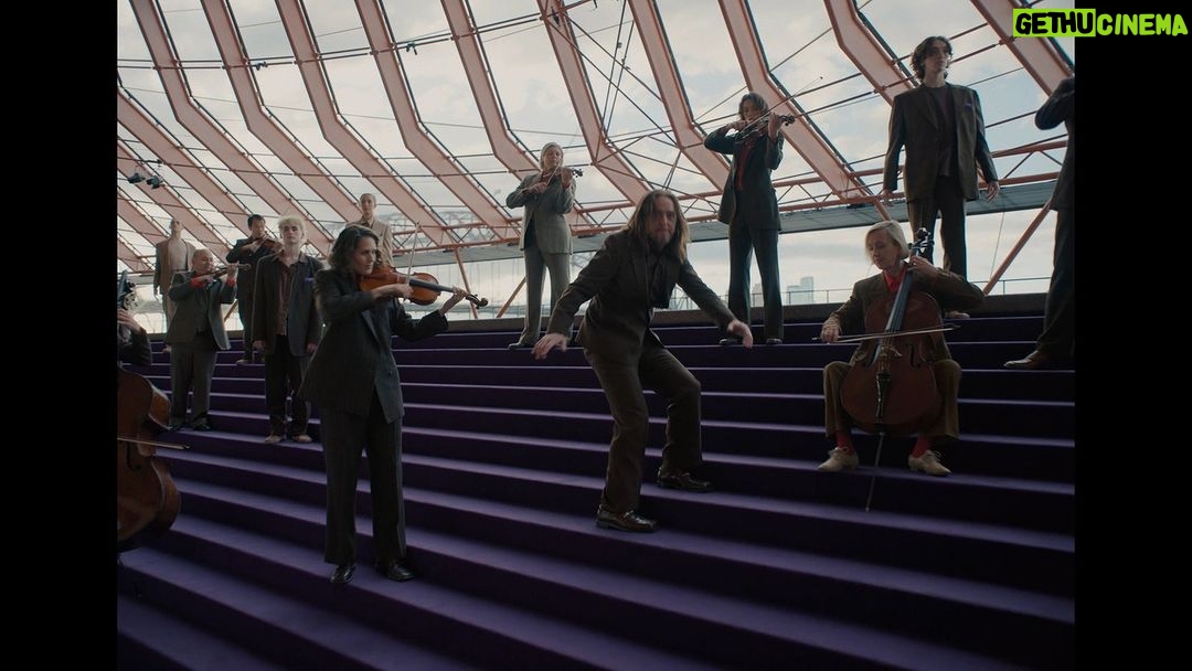 Tim Minchin - 7.4K Likes - Here it is! ‘Play It Safe’ for Sydney Opera House’s 50th birthday! Watch it LOUD, using headphones preferably, and on the biggest screen you’ve got!
#SydneyOperaHouse
Starring @timminchin, @jimmybarnesofficial, @courtneyact, @sydneysymphonyorchestra, @ausballet, @sydney.philharmonia, @ziggyramo, Zahra Newman - @sydneytheatreco, John Bell - @bellshakespeare, @australianchamberorchestra, Elma Kris - @bangarradancetheatre, @kirapuru, Cathy-Di Zhang -
@operaaustralia, @williambartonmusic, @sydneydanceco Pre Professional Year Studneys and Associate Artists, Lucy Guerin dancers, and DirtyFeet dancers. ✨️
Music and lyrics: Tim Minchin
Director: @kimgehrig
Executive Music Producer/Arranger: Elliott Wheeler
Cinematographer: Stefan Duscio
Creative Agency: @themonkeys, part of Accenture Song
A @revolver.ws X @somesuchandco Production
Presented by Sydney Opera House in partnership with @australia