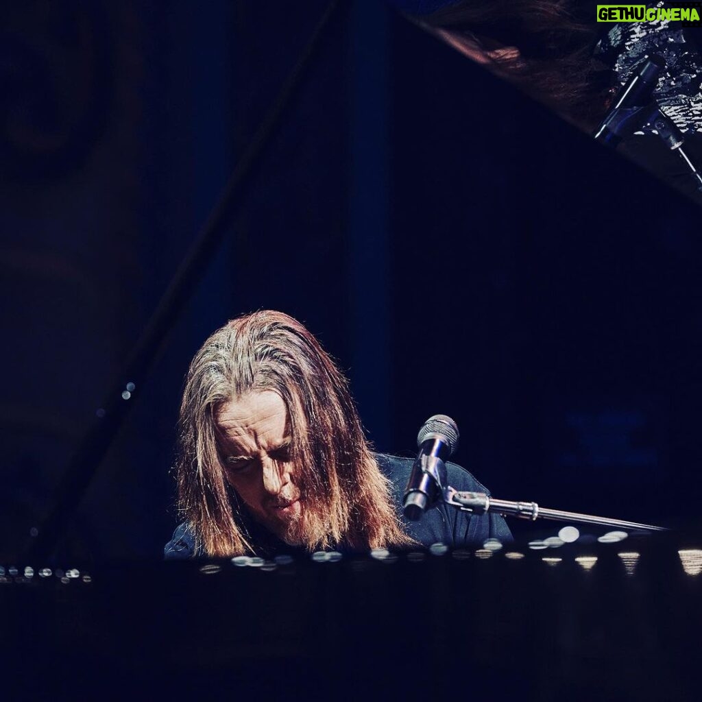 Tim Minchin Instagram - Thank you, Sydney, for a weekend of shows I’ll never forget. ❤️ 📷 by @damianbennettphoto