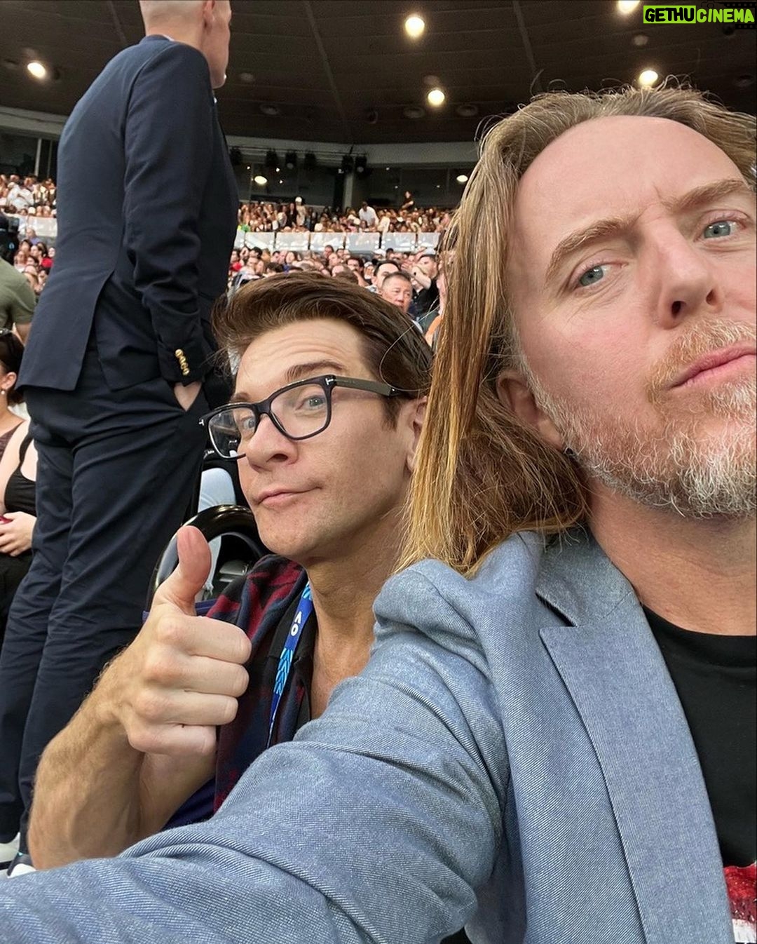 Tim Minchin - 4.9K Likes - Date night with the star of Groundhog Day @andy_karl. My first ever @australianopen, and an excellent match it was. Unbelievable pluck by @dino_prizmic. Also got to meet my fave 800m runner on the planet @pbol800 and my favourite American AFL player @masonsixtencox.
#AusOpen
#GroundhogDayAU