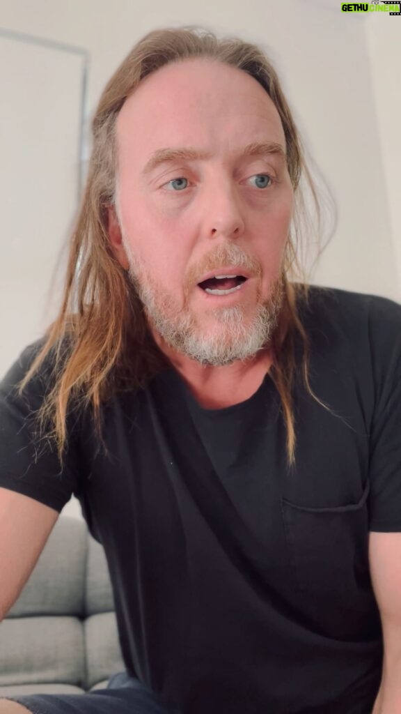 Tim Minchin Instagram - Kia ora New Zealand friends! Extra Unfunny shows in Auckland and Wellington are on sale today. Christchurch - your second and final show is already on sale (and selling quickly they tell me 🤷). Here’s a video of me telling you all this, if you’re into that sort of thing. Cannot wait to see you legends. xt Links in bio. NZ tour: @aotearoanzfest @aklfestival @isaactheatreroyal