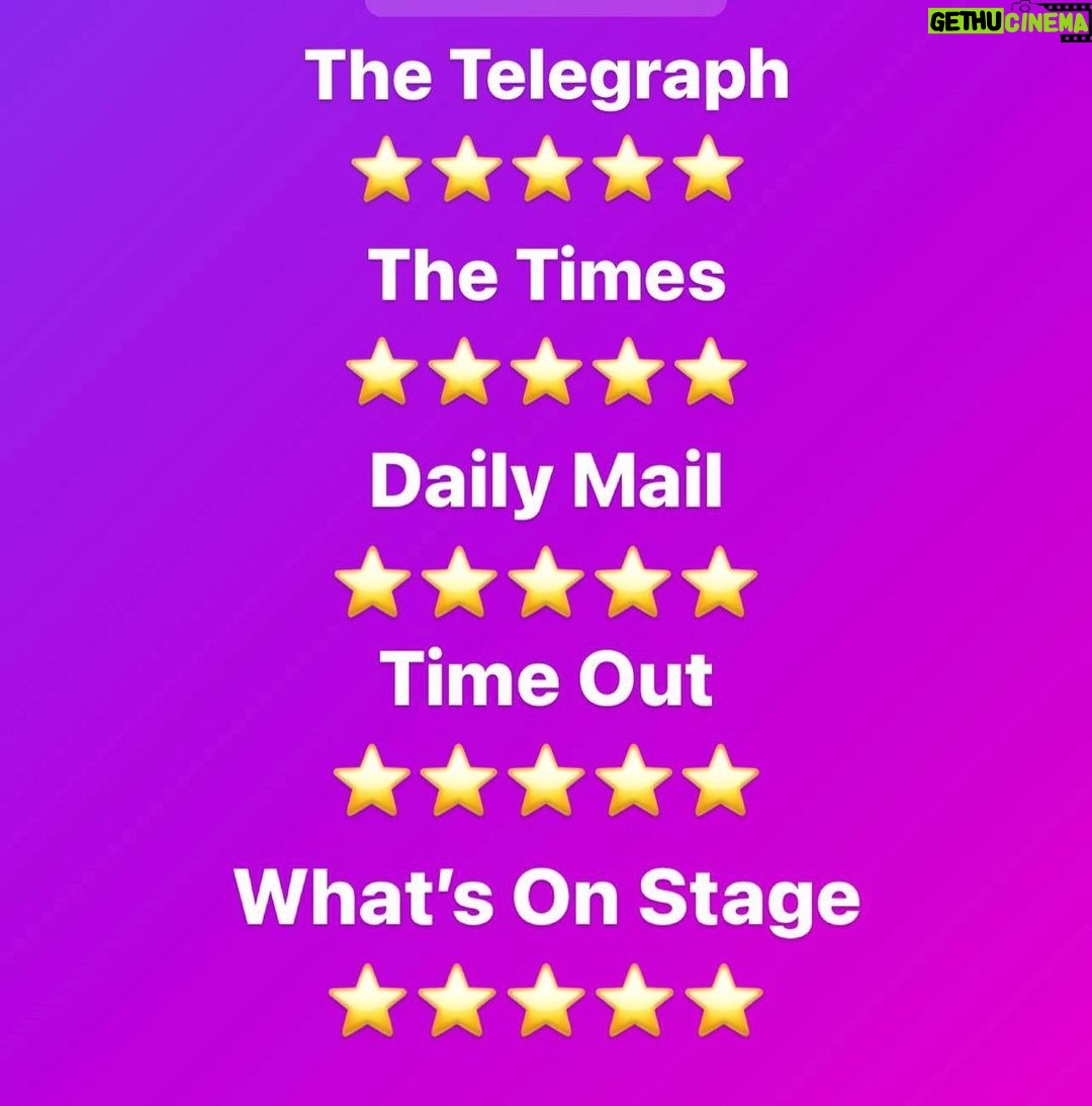 Tim Minchin Instagram - Groundhog Day at the @oldvictheatre is going to sell out very quickly now. And it must end (for now!) on August 19th. So do hop to it, if you’re even vaguely interested in good theatre. I wager you’ll have a nice time.