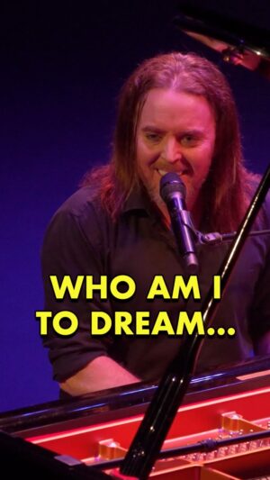 Tim Minchin Instagram - Our beloved Groundhog Day is opening in Melbourne in less than two weeks. I can’t tell you what an utter joy this is. xt
🔗 Ticket Link in bio
#digitalhouseoftimothy #GroundhogDayAU #VisitMelbourne #GWBEntertainment #groundhogdaythemusical #musicals