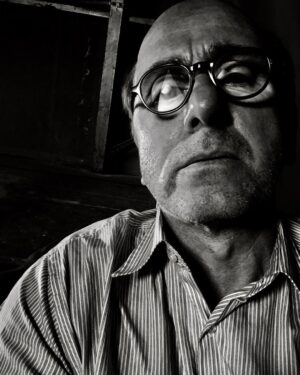 Tim Roth Instagram - Also.
Downtime at Rillington Place.
Dir #craigviveiros