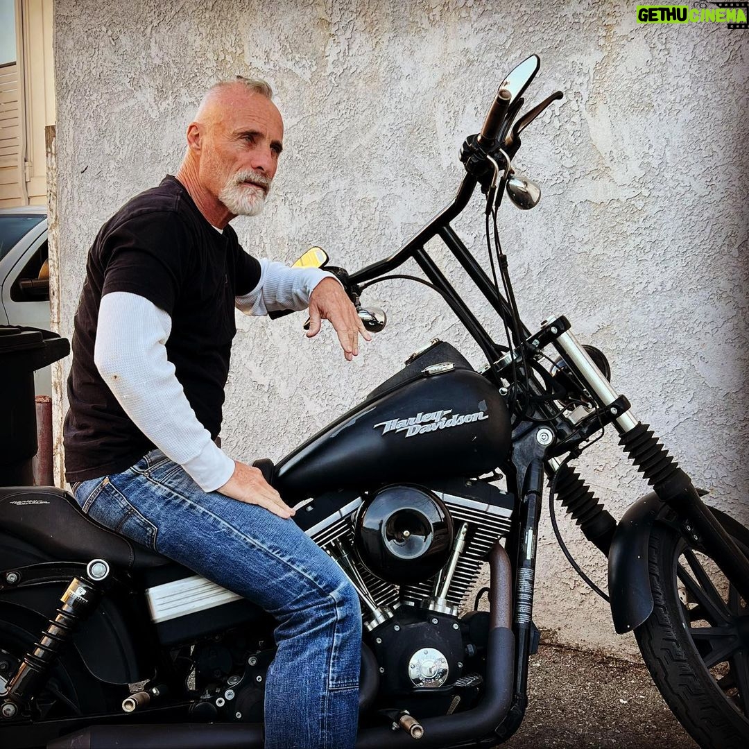 Timothy V. Murphy - 1.4K Likes - Biker gang 😜😜😜…Back in Cali… @harleydavidson @bartelsharleydavidson @torquemotorcycleco @blackbearbrand @vans @tbrvtwin ☘️☘️☘️